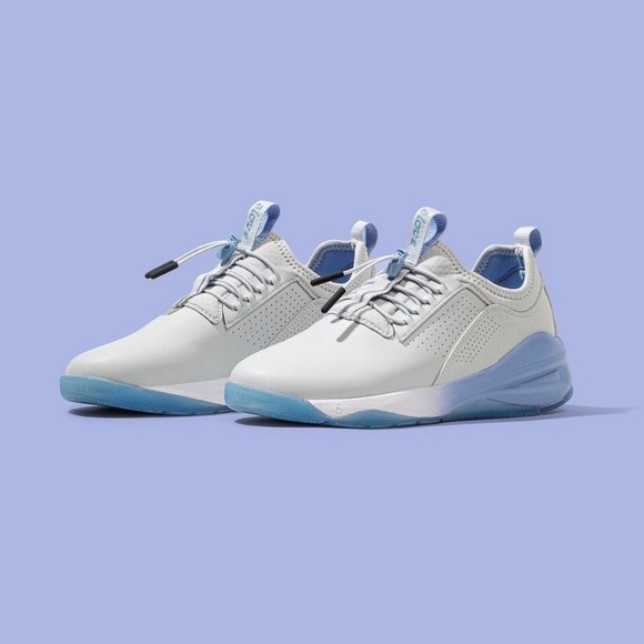 Clove Women Nurse Sneakers | Clove Women Healthcare Footwear | Clove Nurse Shoes - Picture 3 of 8